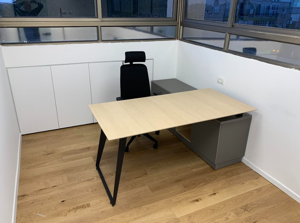 שולחן מנהל דגם בלייר - new-office-masters